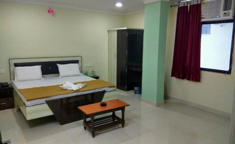 Hotel Sukh Sagar Gwalior Luaran gambar